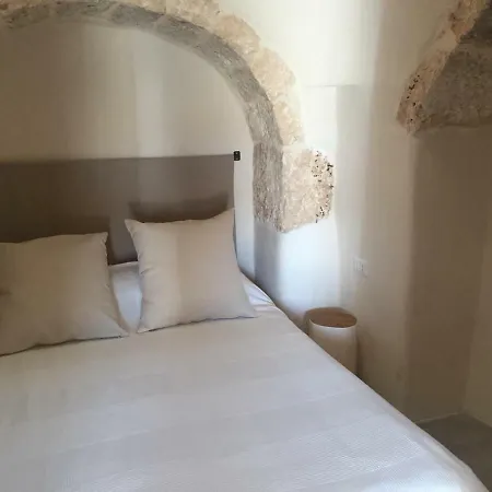 Trulli St Nicholas Con Piscina Ostuni